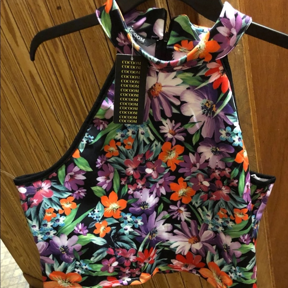 NWT Cocoom flower crop top